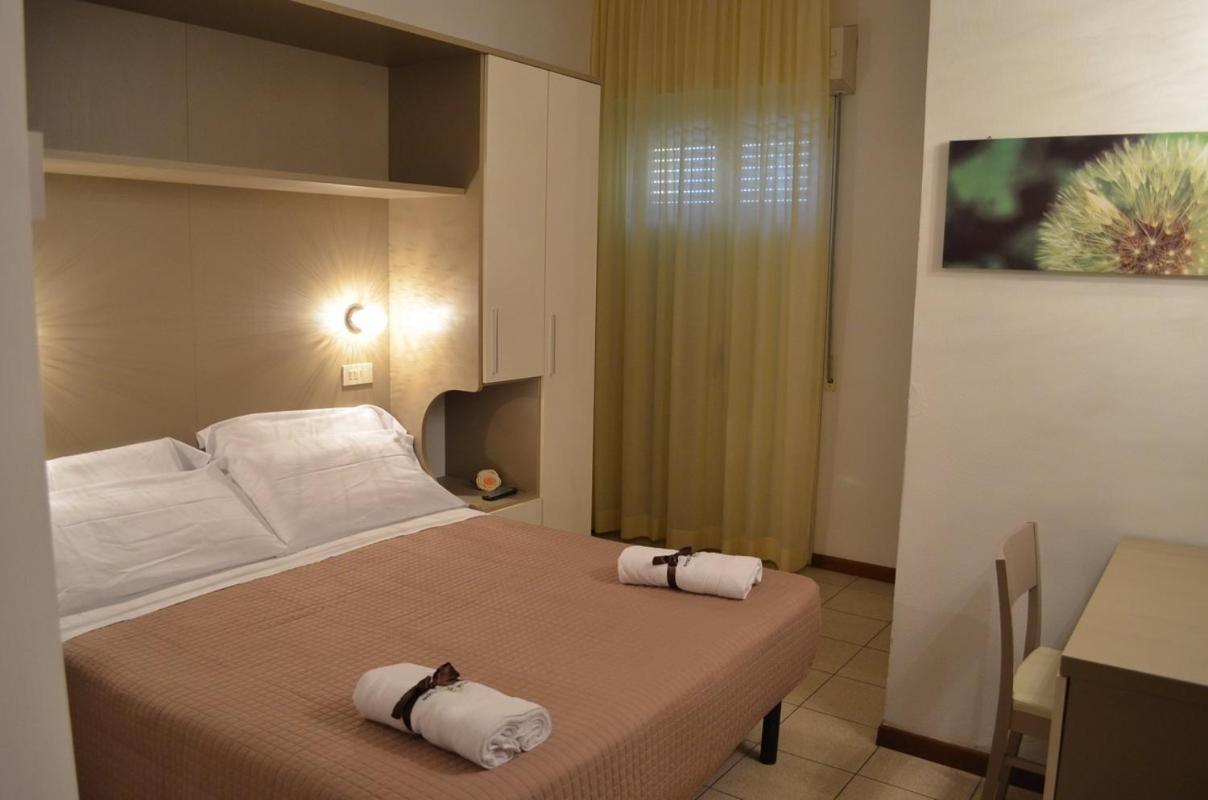 Hotel Europa ميلانو ماريتيما الغرفة الصورة